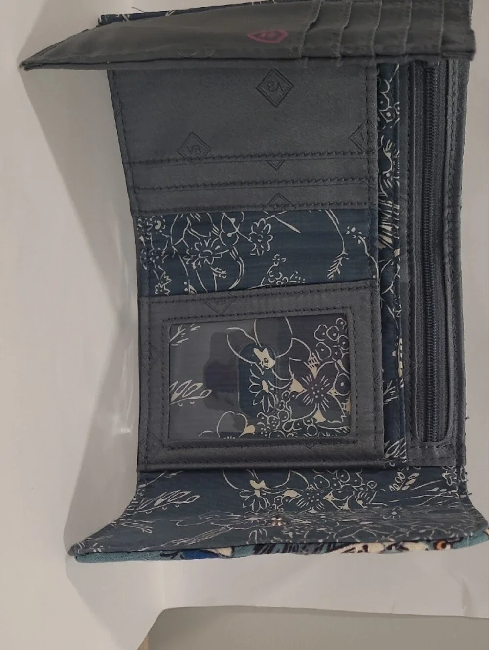 Vera Bradley Teal Floral Quilted Compact Wallet - Picture 3 of 4